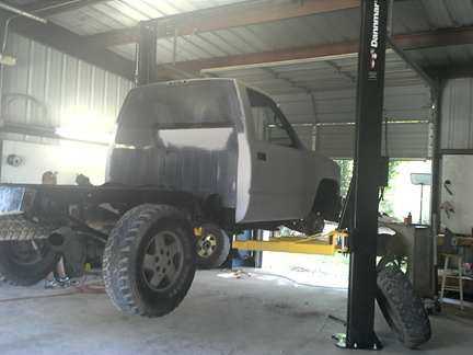 Dannmar D10-ACX Two Post Lift - Chad's Auto Repair