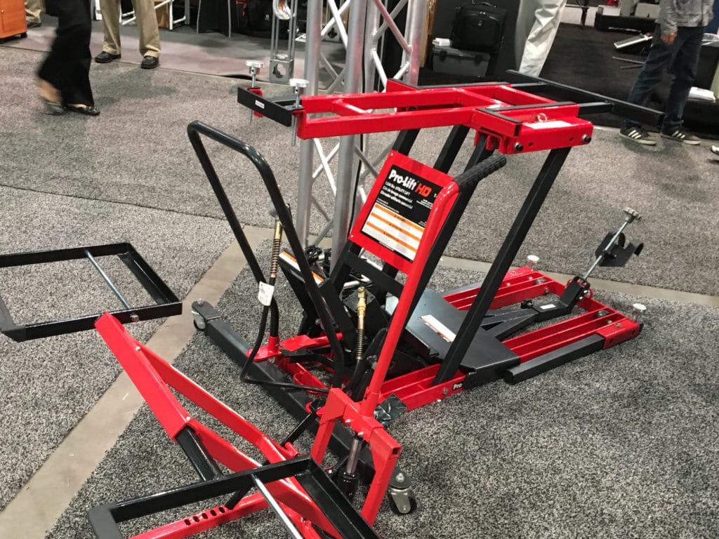 Pro-Lift lawnmower and utility lifts