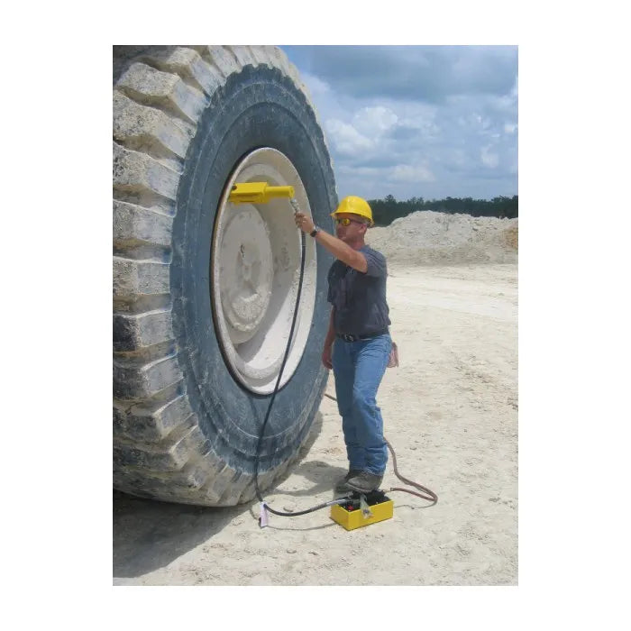 #10105 - Giant Tire Bead Breaker Tool