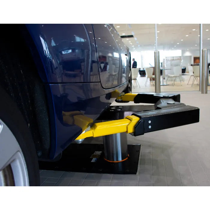 Challenger Lifts EV1220 Standard Inground Lift In Use