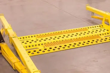 Challenger Lifts TR-07 Turf Rail