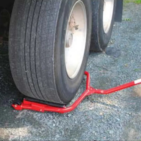 AFF 3590A Truck Wheel Dolly In Use