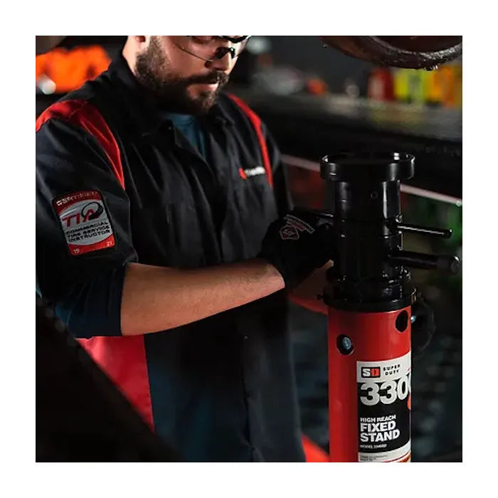 AFF 3340SD 16.5-Ton High-Rise Jack Stand In Use