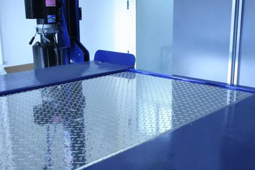 4-post-aluminum-deck