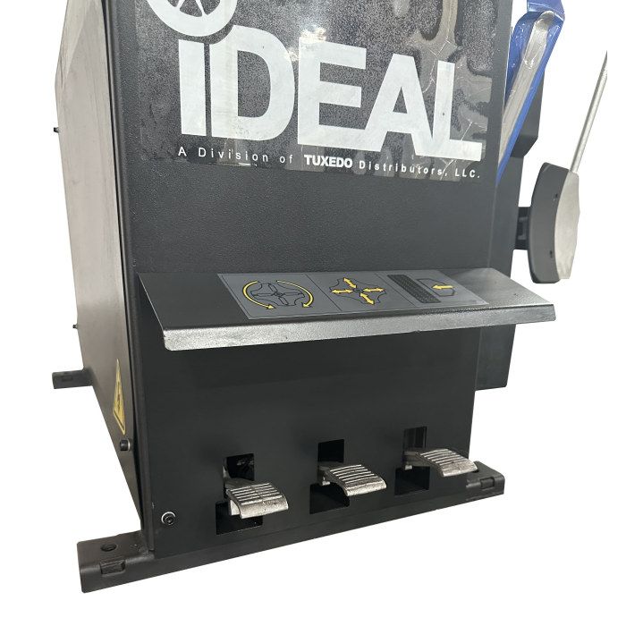 iDEAL TC-400M-B-PL230-K Powersport Tire Changer with Assist Arm Foot Pedals