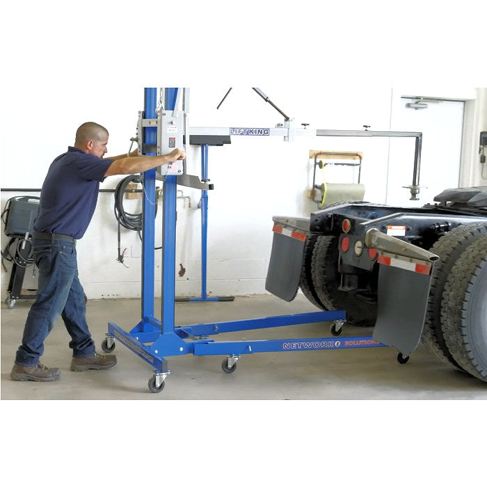 Lift King LK5100 Fifth Wheel Attachment In Use With Semi