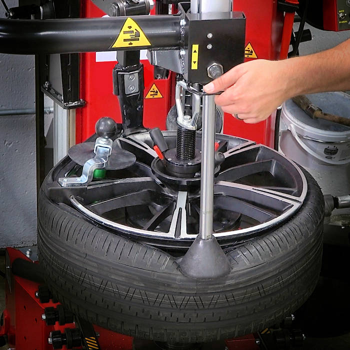 Rotary R1250 Leverless Pro Automatic Tire Changer Top Bead Press Arm