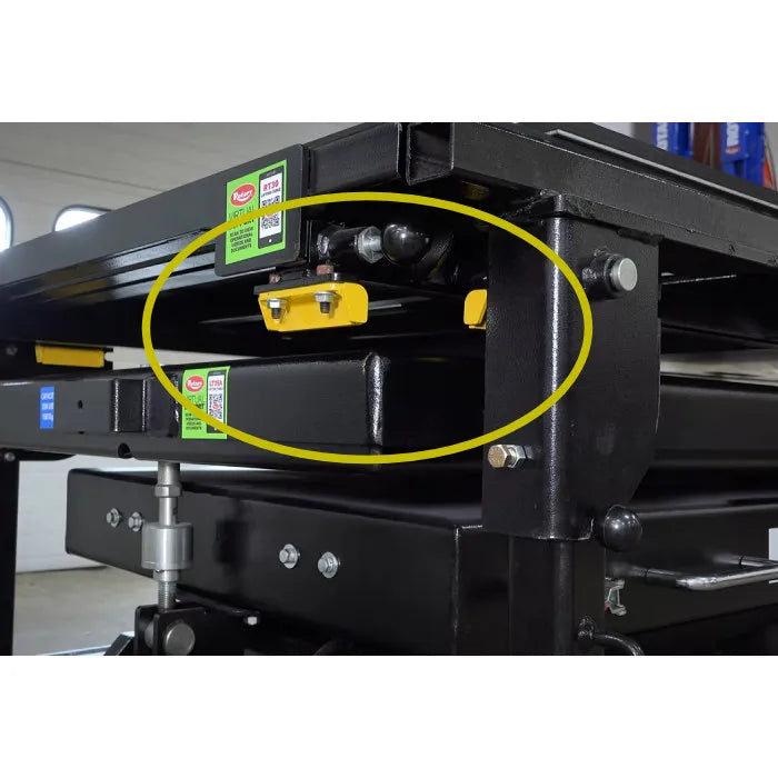 Self-Aligning Yellow Brackets Insure Accurate Table Alignment With LT35A